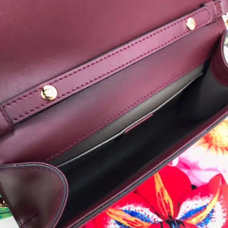 19B57B0023 Gucci Bags 0620